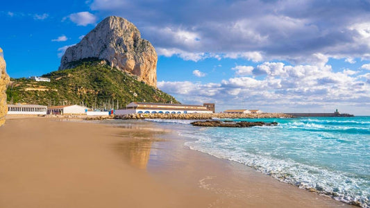 10 Best Beaches in Spain for Unforgettable Family Fun
