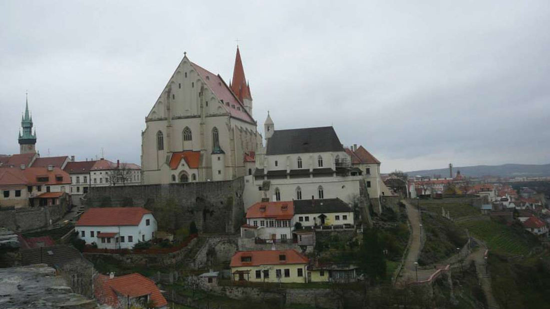 feature Castle view at Znoj