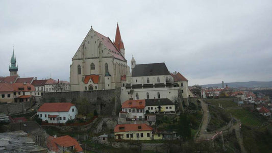 feature Castle view at Znoj
