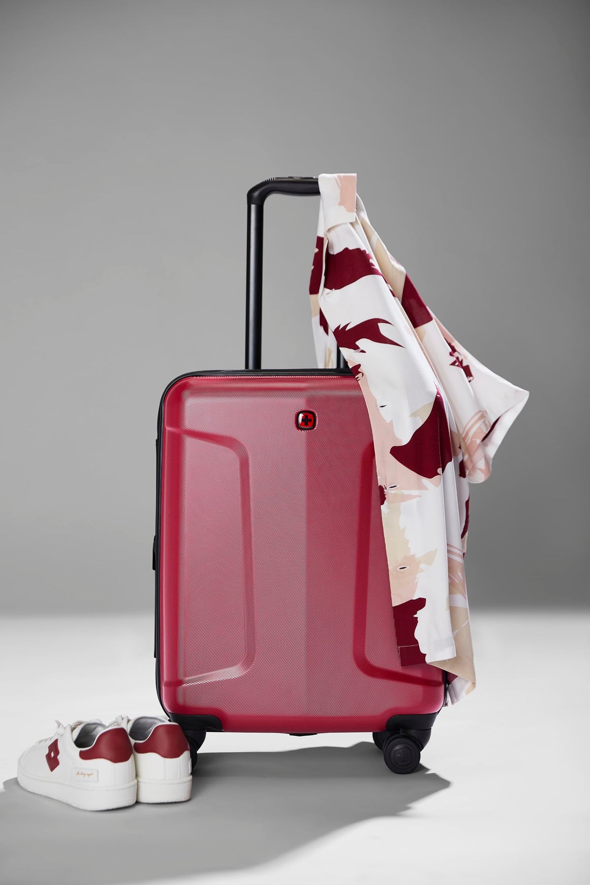 Wenger Legacy Large Expandable Hardside Suitcase | Beyond Carry